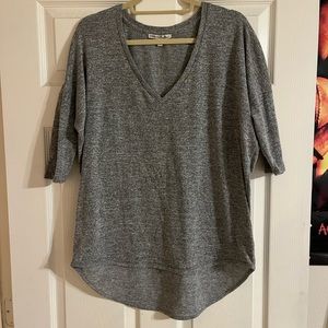 Express Heathered Grey Half Sleeve Pullover Top L